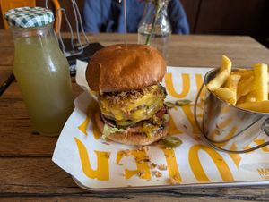 Burger, Fritten, Limo at MOTEK in Frankfurt