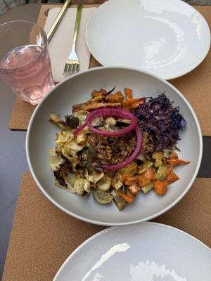 Spelt salad, this one was my favorite  at A Mesa - Tasca Vegetariana in Guimaraes