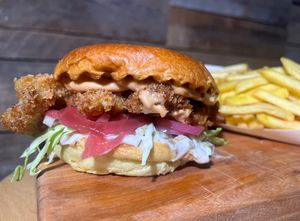 Oyster Mushroom dipped in a beer batter and fried to perfection. Put in a potato bun with tartar sauce based on vegan mayo, and lots of pickled veggies and fresh dill. Plus more  at Svampe Kompagniet Food in Ebeltoft