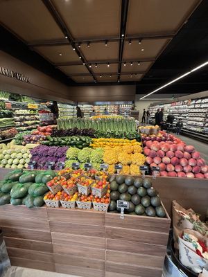 Produce   at Erewhon Market in Manhattan Beach