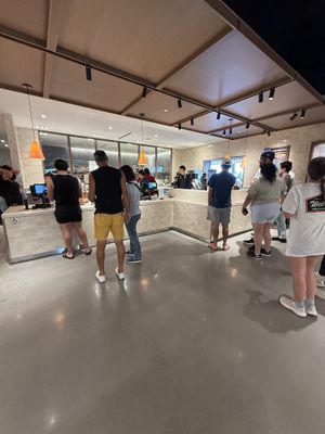 Smoothie Bar  at Erewhon Market in Manhattan Beach