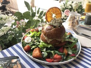 Quinoa Burger at Brunch & Cake in Barcelona