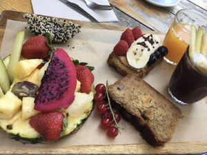 Brekkie Vegan Platter at Brunch & Cake in Barcelona