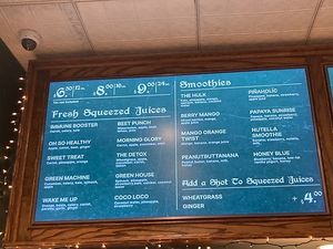 They also offered smoothies and juices  at Bagel Pub - Garment District in New York