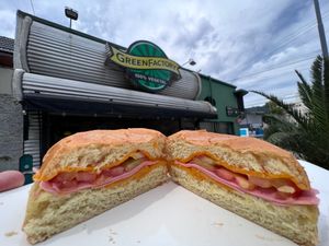 Tostado de jamón vegetal, cheddar vegetal y tomate  at Green Factory - Villa Devoto in Buenos Aires