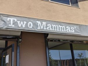 View from the street at Two Mammas Vegan Kitchen in Oakland