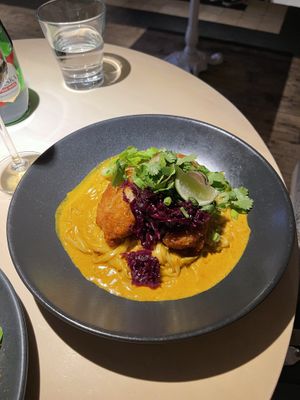 Crispy cauliflower at Vegan Restoran V in Tallinn