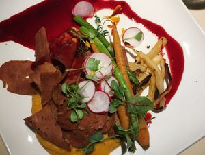 beet seitan with celery root and sweet potato cream (2016) at Vegan Restoran V in Tallinn