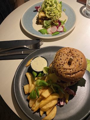 Lasagna and burger at Vegan Restoran V in Tallinn