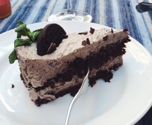 oreo cake at Vegan Restoran V in Tallinn