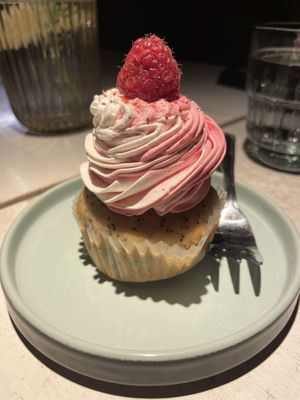 Cupcake  at Vegan Restoran V in Tallinn