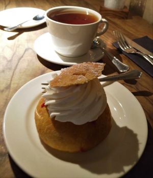 Vastlakukkel moosiga at Vegan Restoran V in Tallinn