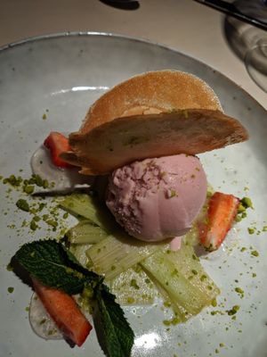 Strawberry ice cream at Vegan Restoran V in Tallinn