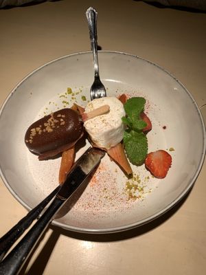 cheesecake desert at Vegan Restoran V in Tallinn