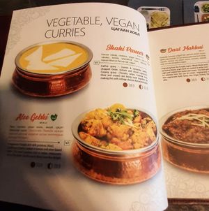 Dedicated pages on the menu for vegan and vegetable curries. 
Vegan dishes are labelled as "Vegan". Dishes labelled as "Vegetable" or "Vegetarian" can be customised into vegan. at Namaste - Ikh Toiruu in Ulaanbaatar