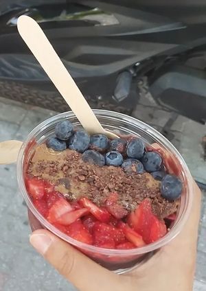Acai with blueberries, strawberries, almond butter and cacao nibs at Açaí Zone in Rhodes