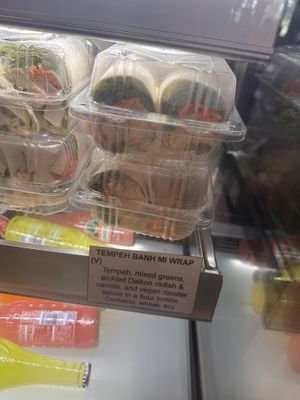 Food options   at Mojo Coffee Gallery  in Minneapolis