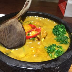 Thai yellow curry, perhaps not do fresh at WUJIE 大蔬无界 - The Bund in Shanghai