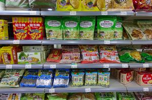 Snacks at iVegan Supermarket in Taipei