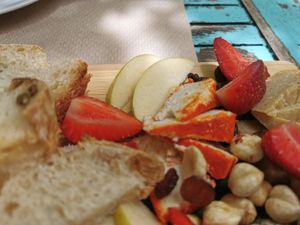 Redonet with "Tap de Cortí", the island´s traditional sweet paprika at Temple Natura in Mallorca