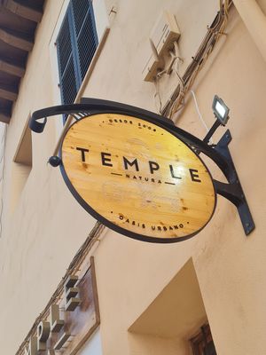 Entrance-Sign at Temple Natura in Mallorca