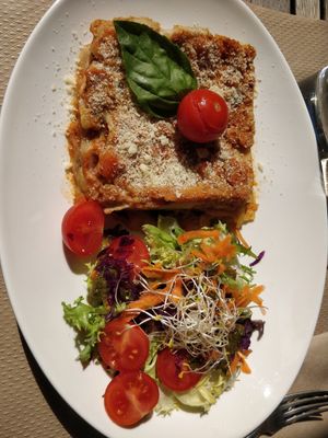 Lasaña at Temple Natura in Mallorca