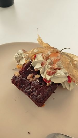 Brownie and pistachio cream at Temple Natura in Mallorca