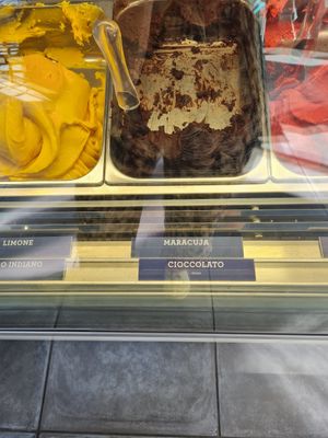 Vegan flavours at Misciolgo in Milan