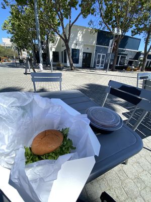 Arrived Almost at 3PM, they still took my order and I enjoyed it basking in the sun. Amazing Post-Run 🫶🏽  at Souley Vegan in Oakland