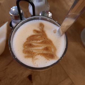 Latte Macchiato at Caffé Fiore in Nordrhein-westfalen