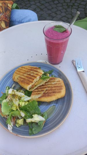 panini bombay 13,90€ and pink pitaya smoothie at Plazores Café & Bar in Diez