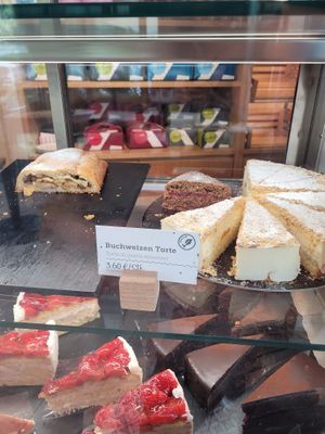 Vegan sweet options   at Mein Beck in Naturno