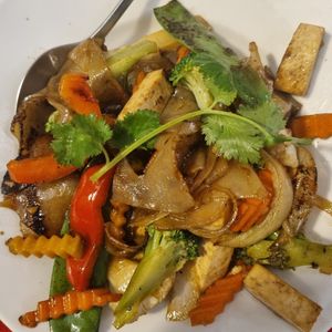 Pad see-ew vegetables at Choc Dee in Palm Cove