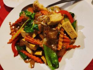 Pad See-ew - flat rice noodles  at Choc Dee in Palm Cove