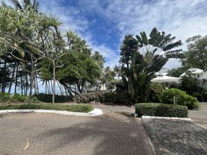 Great locationn  at Nu Nu in Palm Cove