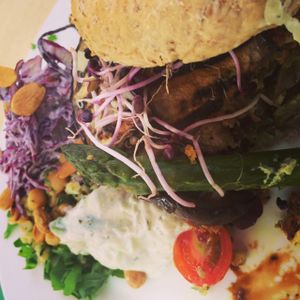 hazelnutburger  at Gare du Nord in Rotterdam