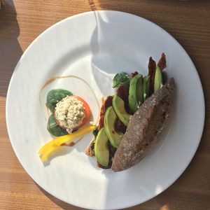 tempeh sandwich at Gare du Nord in Rotterdam