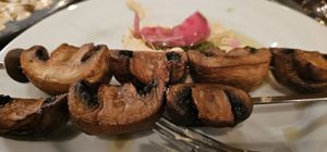 Mushroom dishe with Humus at Bobbe Speisesalon in Berlin