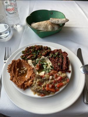Mezze   at Akdeniz Hatay Sofrası in Istanbul