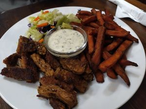 Barbecue seitan 🍛 at Kozmosz Vegan Etterem in Budapest