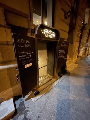 Entrancee  at Kozmosz Vegan Etterem in Budapest