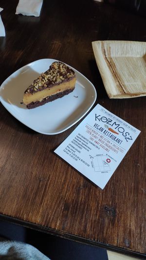 Snickers tarte at Kozmosz Vegan Etterem in Budapest