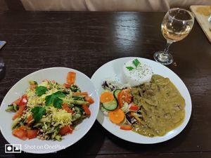 Spinach Pasta and Mushroom Ragout at Kozmosz Vegan Etterem in Budapest