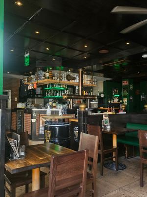 Bar im Erdgeschoss at Kelly's Irish Pub & Restaurant in Ulm