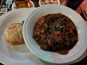 Vegan Highland Stew at Kelly's Irish Pub & Restaurant in Ulm