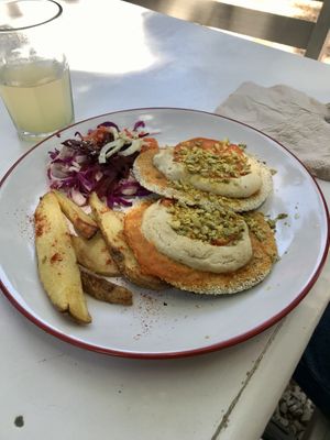 Vegan schnitzel at PURA in San Isidro