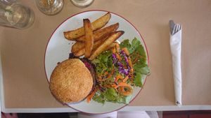 Vegan burger at PURA in San Isidro