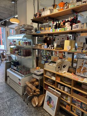 other beverages and things they sell  at Daily Lucky 데일리럭키 in Busan