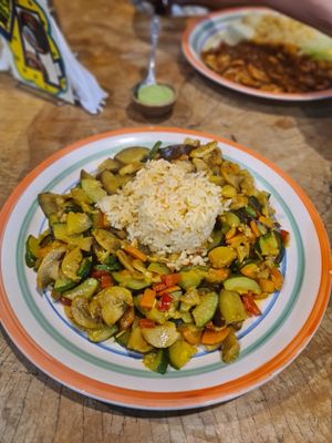 Curry at Mayachik in San Juan La Laguna