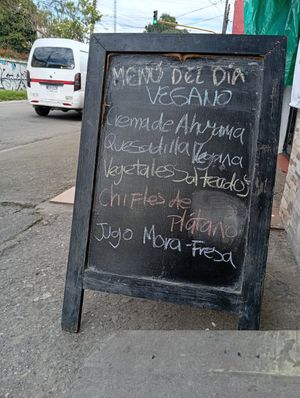 🖤💜❤️ at La Ruda Casa Cultural in Bogota